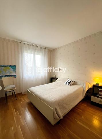 Maison 8 pièces - 180 m²