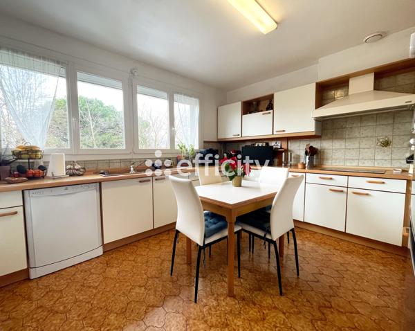 Maison 8 pièces - 180 m²