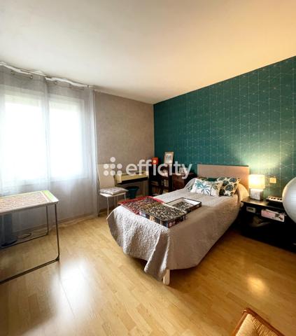 Maison 8 pièces - 180 m²