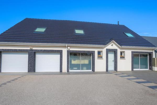 Pavillon 3 Chambres, 2 Bureaux, Jardin, Garage