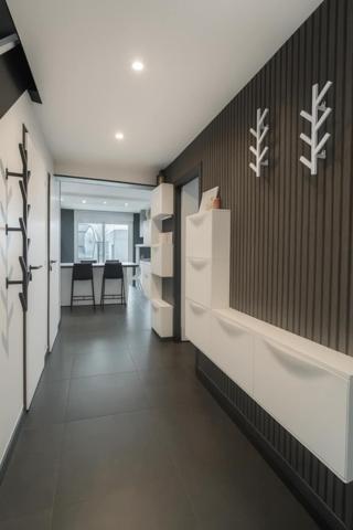 Pavillon 3 Chambres, 2 Bureaux, Jardin, Garage