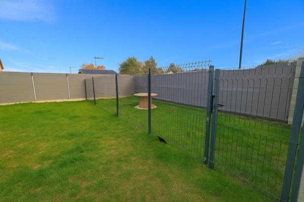 Pavillon 3 Chambres, 2 Bureaux, Jardin, Garage