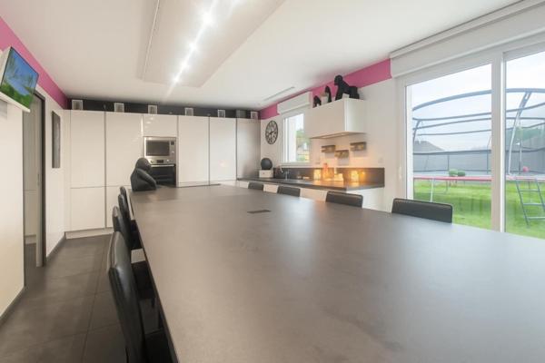 Pavillon 3 Chambres, 2 Bureaux, Jardin, Garage