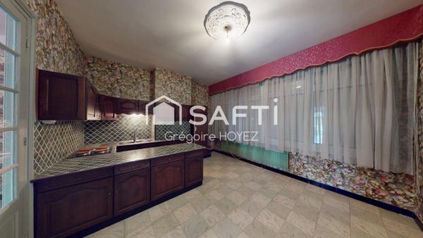 Boulogne-sur-Mer – Maison de caractère aux volumes exceptionnels avec jardin et grand garage inclus