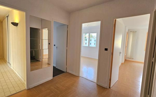 Appartement à vendre    4 pièces • 118 m2 Saint-Marcellin