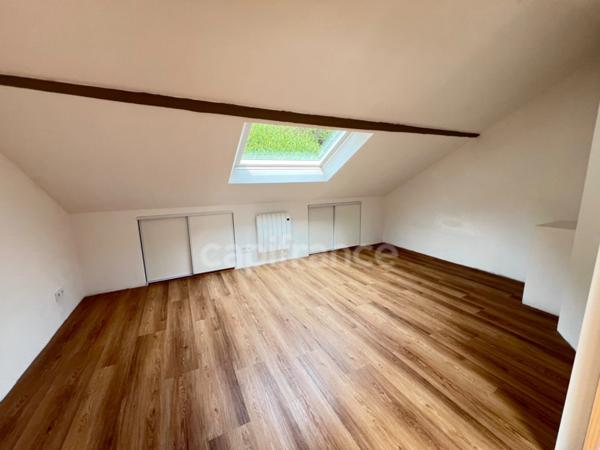 Maison avec appartement indépendant et grand garage 7 pièces TREMUSON (22)