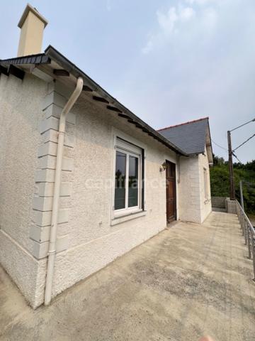 Maison avec appartement indépendant et grand garage 7 pièces TREMUSON (22)