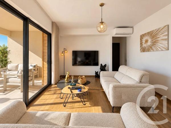 Appartement T4 à vendre  4 pièces - 98,39 m 2   LECCI  - 201