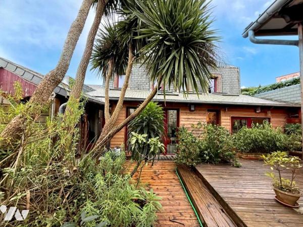 Maison avec chalet indépendant et vue dégagée sur Cherbourg