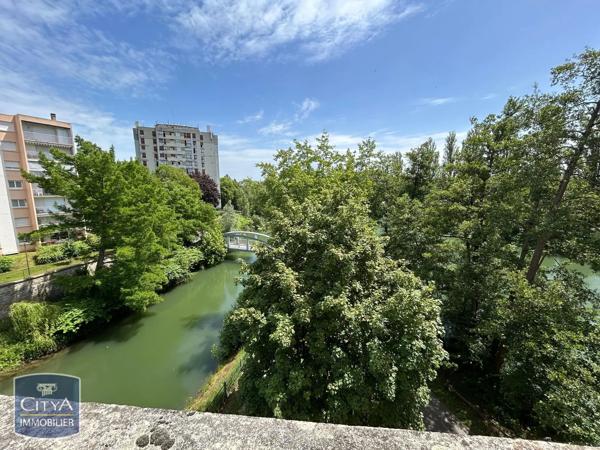 Appartement à vendre 1 pièce 27.68m² Charleville-Mézières (08000)