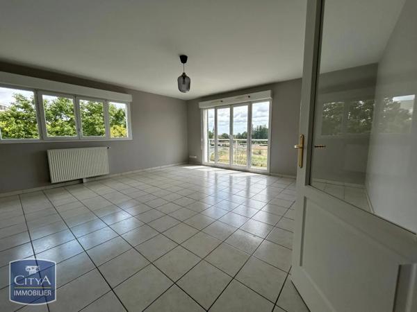 Appartement à louer 3 pièces 64m² Quetigny (21800)