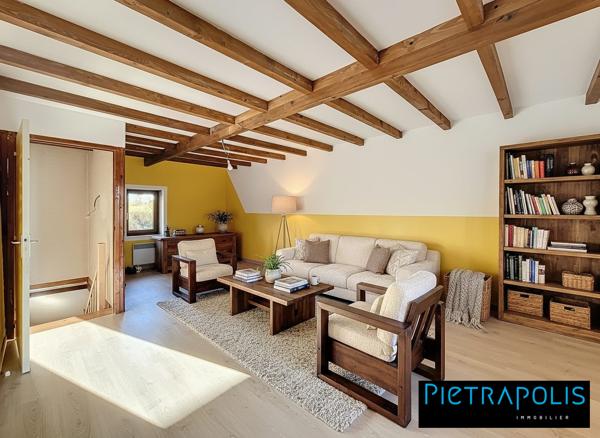 Propriété 250 m² avec dépendances - terrain 7 000 m²