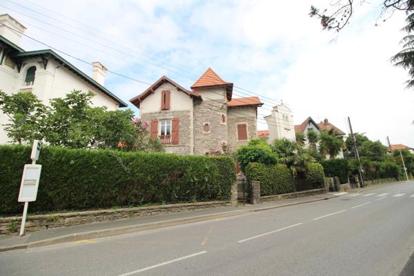 BEAU T3 AUX ARENES - LOCATION BAIL MOBILITE/ETUDIANT