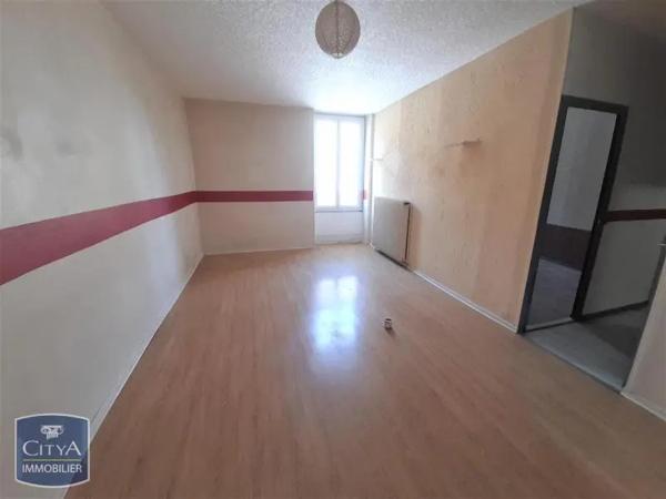 Appartement à louer 2 pièces 44m² Villefranche-sur-Saône (69400)