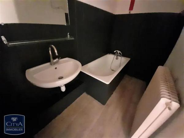 Appartement à louer 2 pièces 44m² Villefranche-sur-Saône (69400)