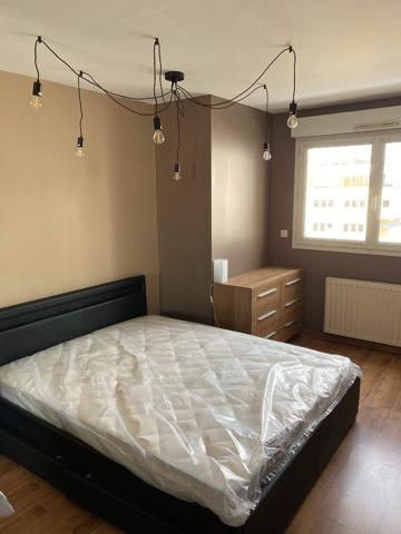 Appartement meublé 4 pièce(s) 90.80 m2 - QUARTIER VELODROME NANCY