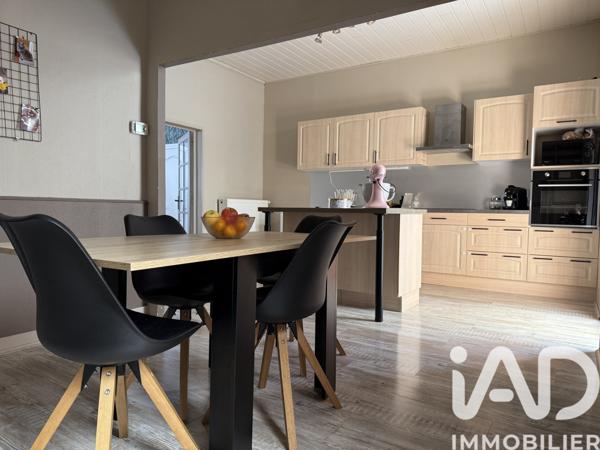 Maison à vendre 5 pièces 177 m² Mauzé-sur-le-Mignon