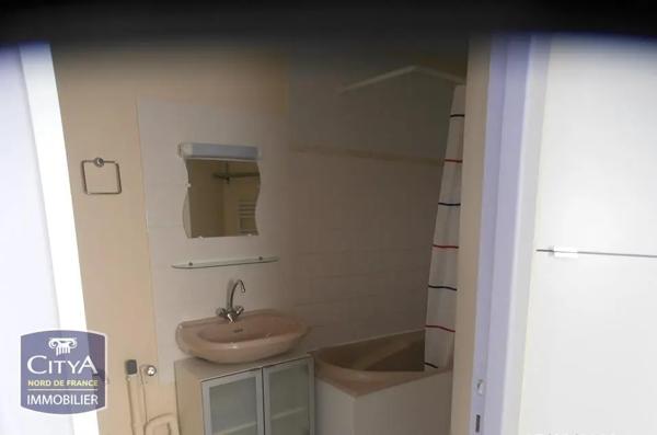 Appartement à louer 2 pièces 31m² Calais (62100)