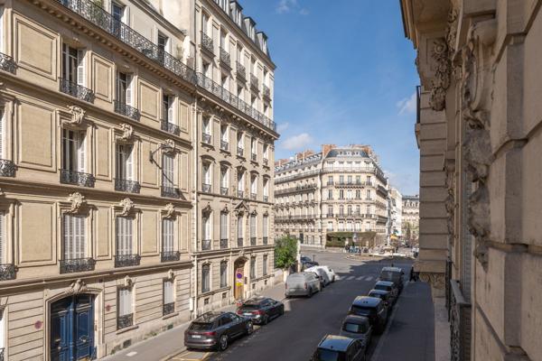 Vente Appartement de luxe Paris 8 3 Pièces 134 m²