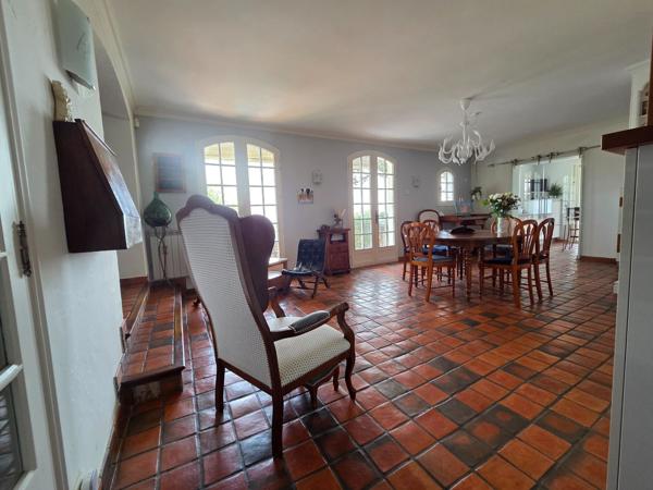 Vente Propriété de luxe Perpignan 6 Pièces 202 m²