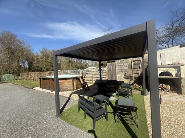 Maison à CHAMPNIERS (16430)