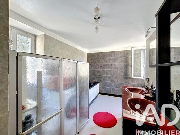 Maison à vendre 7 pièces 169,7 m² Treignac