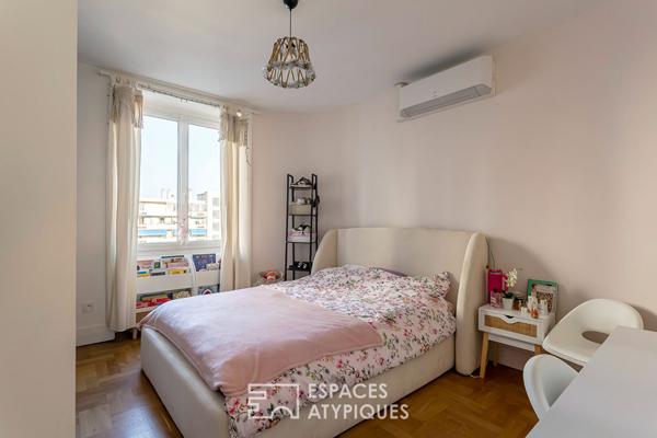 Rénovation moderne proche de la place Ambroise Courtois