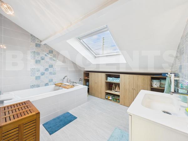 MAISON FAMILIALE 5 PIECES 3 CHAMBRES