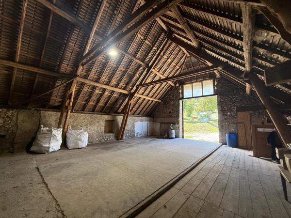 Maubourg Corps de ferme rénové à vendre 3 logements (05) Le Dévoluy