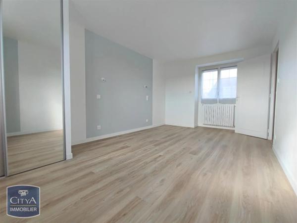 Maison à louer 5 pièces 147m²