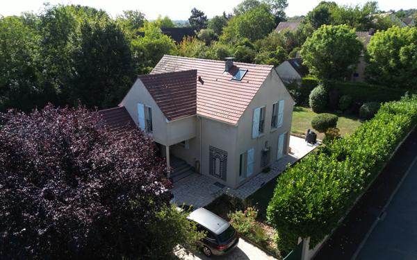 Maison à vendre    7 pièces • 191 m2 Saint-Germain-en-Laye