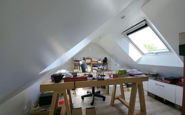 Maison à vendre    7 pièces • 191 m2 Saint-Germain-en-Laye