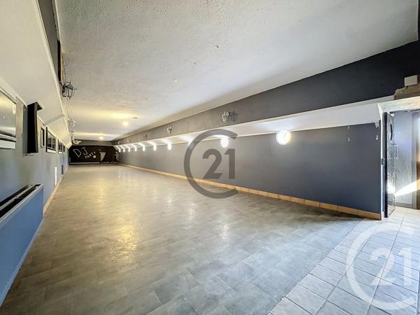 Maison à vendre  20 pièces - 717,87 m 2   COURCY  - 51