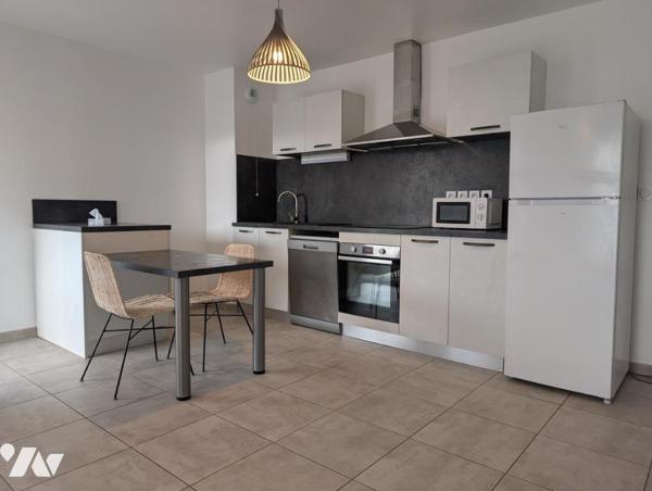 A SAINT JEAN DE NIOST T3 AVEC TERRASSE ET GARAGE