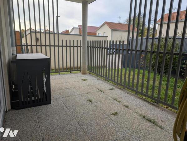 A SAINT JEAN DE NIOST T3 AVEC TERRASSE ET GARAGE