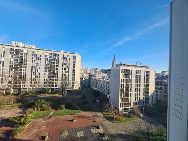 Appartement 4 pièces avec une vue entièrement dégagée et double exposition