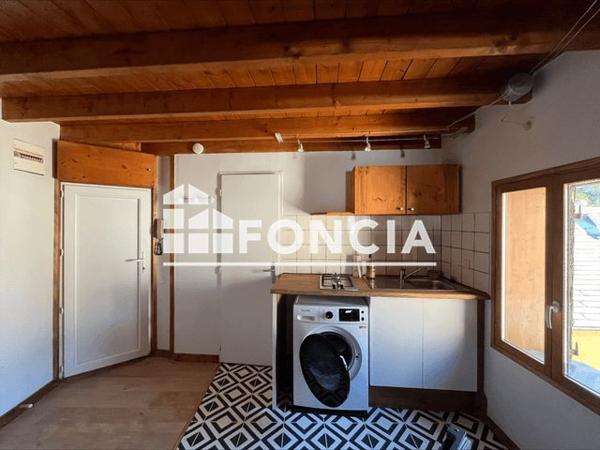 Location Studio 25.21 m² - 3 Rue Sainte Barbe Chambery 73000