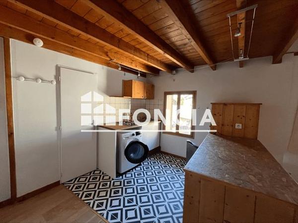 Location Studio 25.21 m² - 3 Rue Sainte Barbe Chambery 73000