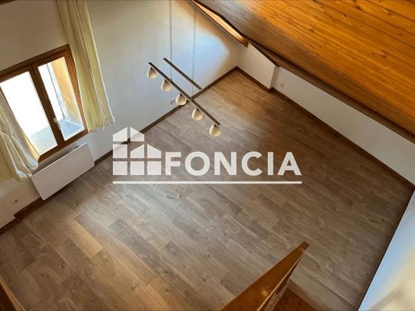 Location Studio 25.21 m² - 3 Rue Sainte Barbe Chambery 73000