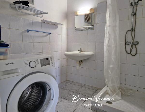 Maison et 3 bungalows - 9 pièces - Piscine - Terrain 2 000m²