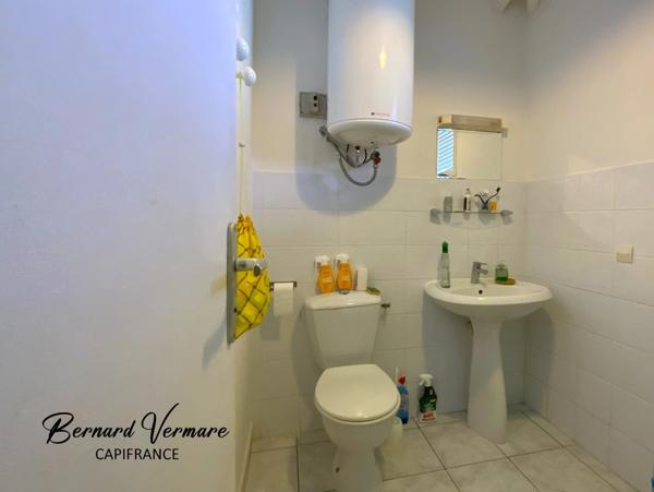 Maison et 3 bungalows - 9 pièces - Piscine - Terrain 2 000m²