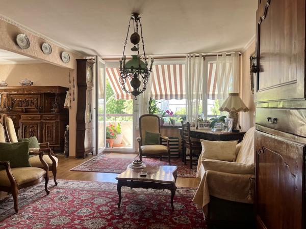 APPARTEMENT DE 90 m²-REIMS-