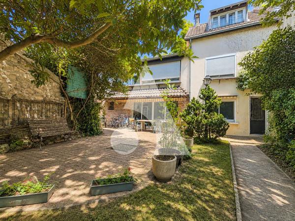 Maison 9 pièces 204 m2