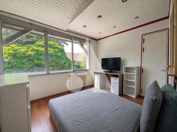 Maison 9 pièces 204 m2
