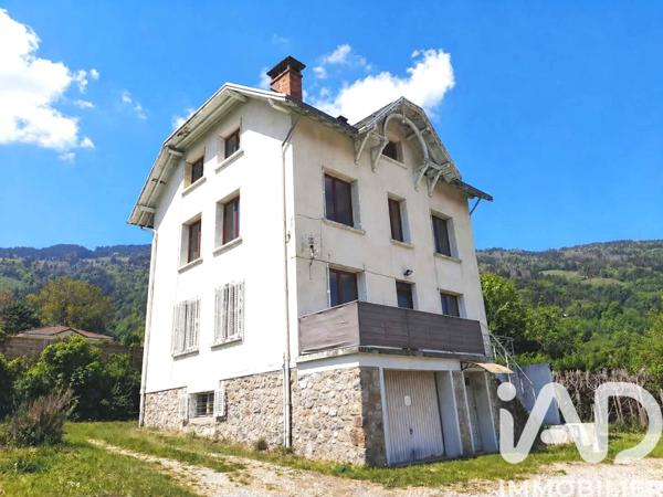 Immeuble à vendre 180,86 m² Allevard