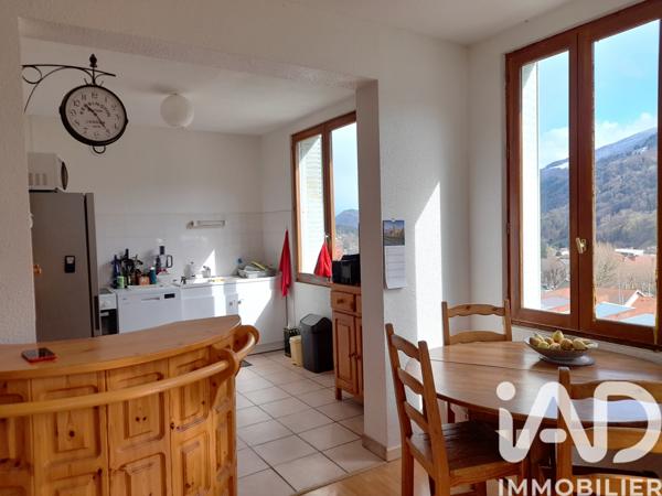 Immeuble à vendre 180,86 m² Allevard