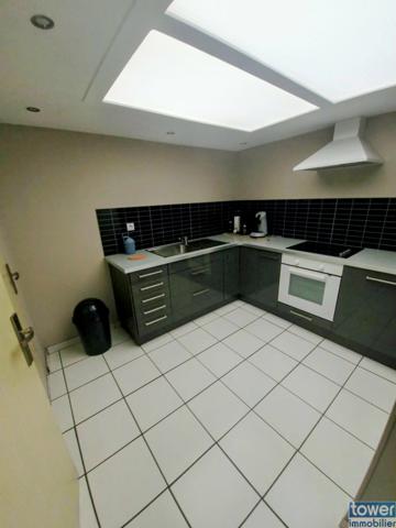 Maison
                                                                                                                                                                                                                                                                                                                        6 pièce(s)                                                                                                                                                                                                          3 chambre(s)                                                                                                                                                                                                          87  m²