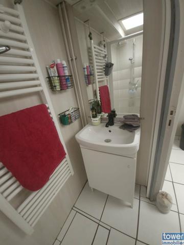Maison
                                                                                                                                                                                                                                                                                                                        6 pièce(s)                                                                                                                                                                                                          3 chambre(s)                                                                                                                                                                                                          87  m²