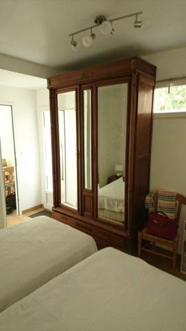 Appartement meublé T2 au coeur de Rochefort avec cour privative