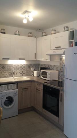 Appartement meublé T2 au coeur de Rochefort avec cour privative